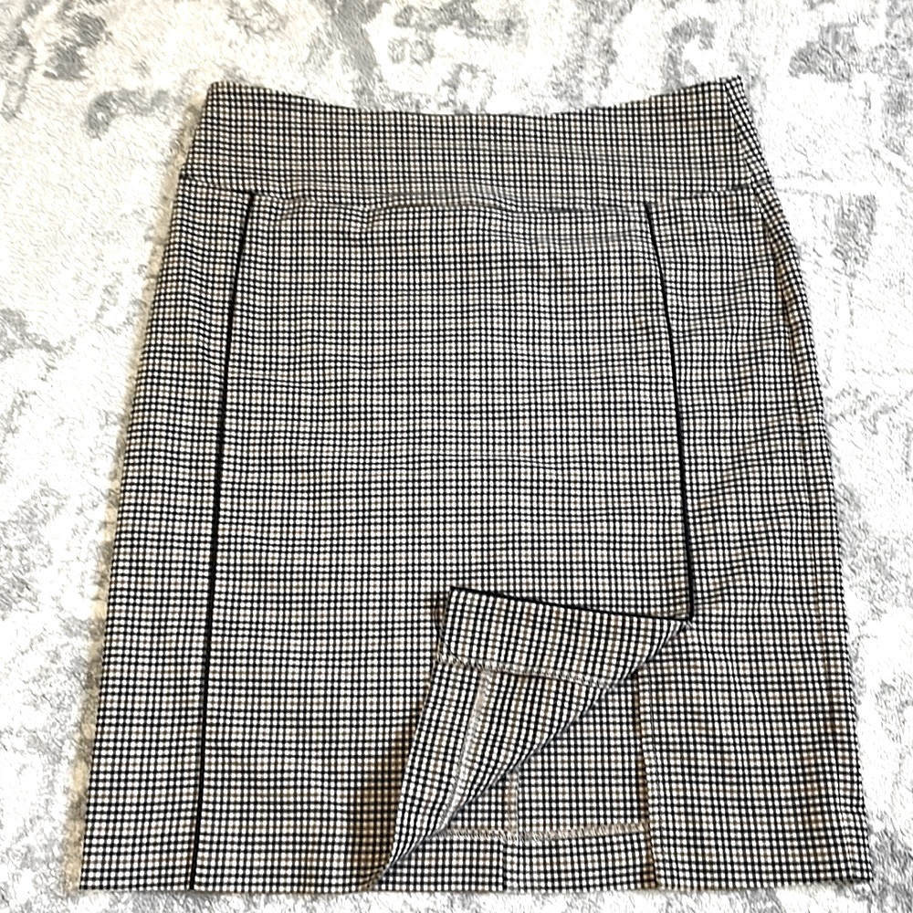 Selma Piping Detail Plaid Pencil Skirt